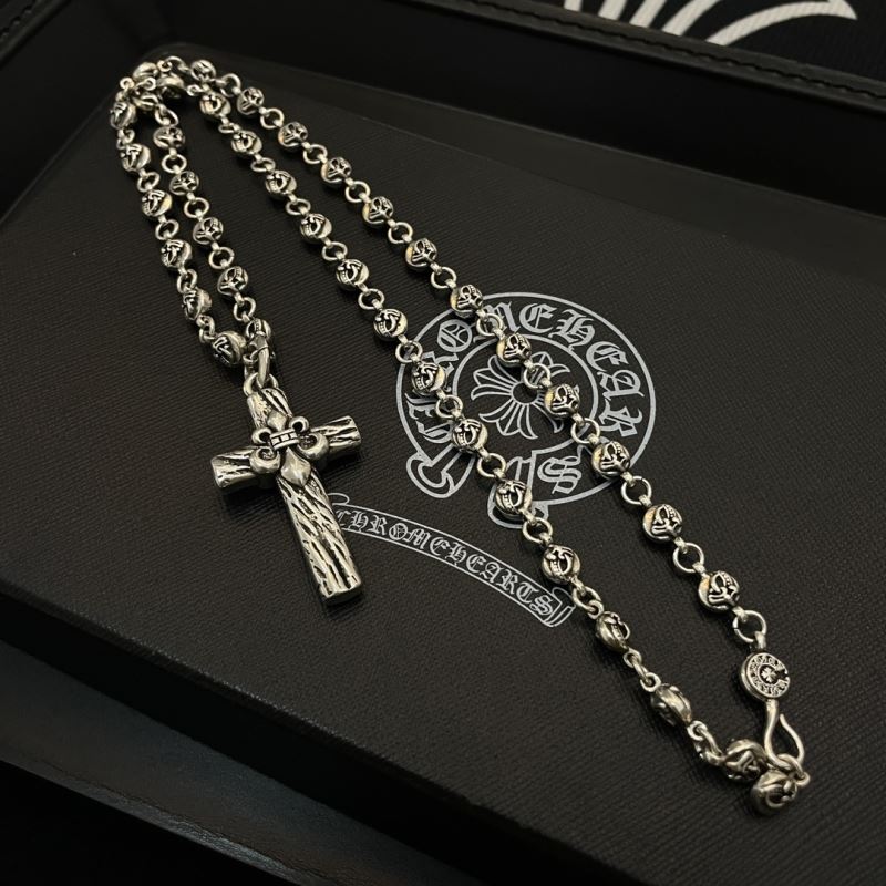 Ch*0me He**ts necklaces